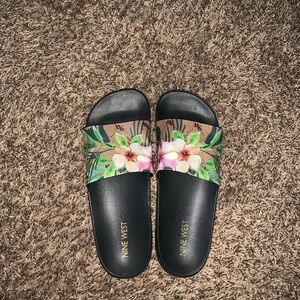 Nine West flower slides